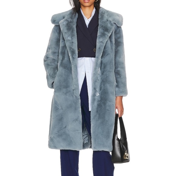 NWT faux fur Jakke coat. Size S - Picture 2 of 7